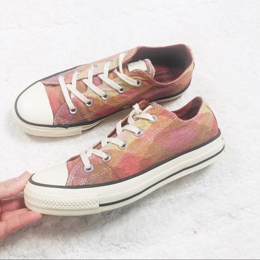🔥Converse Missoni pink plaid low top sneakers new condition sz6